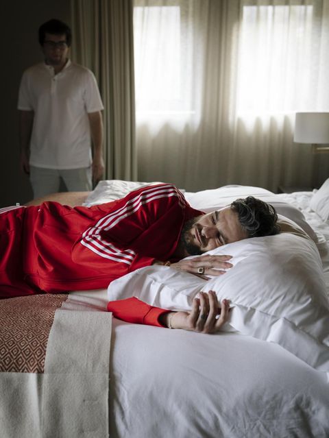 Die Kissenauswahl im Schlafhotel ist groß, muss aber natürlich auch getestet werden
