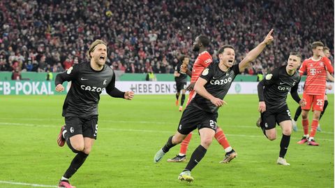 Fußball-Bundesliga: Freiburg Und Frankfurt Trennen Sich Remis | STERN.de