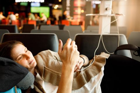 Die Ladestationen unterwegs sind verlockend – aber nicht ohne Risiko