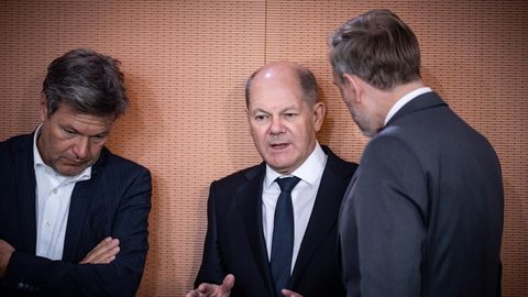 Bundeskanzler Olaf Scholz (SPD, M.)