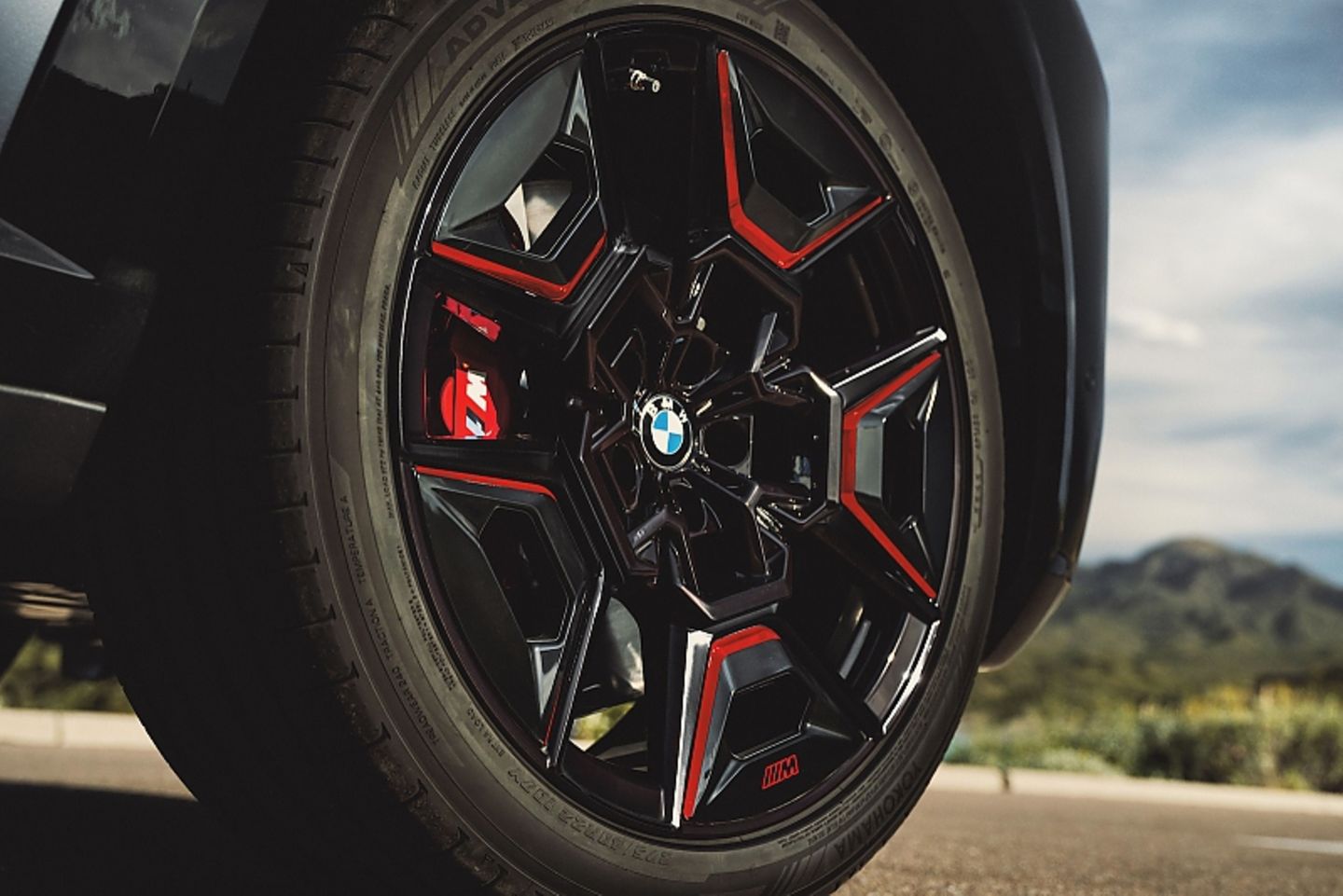 BMW XM Red Label 2024