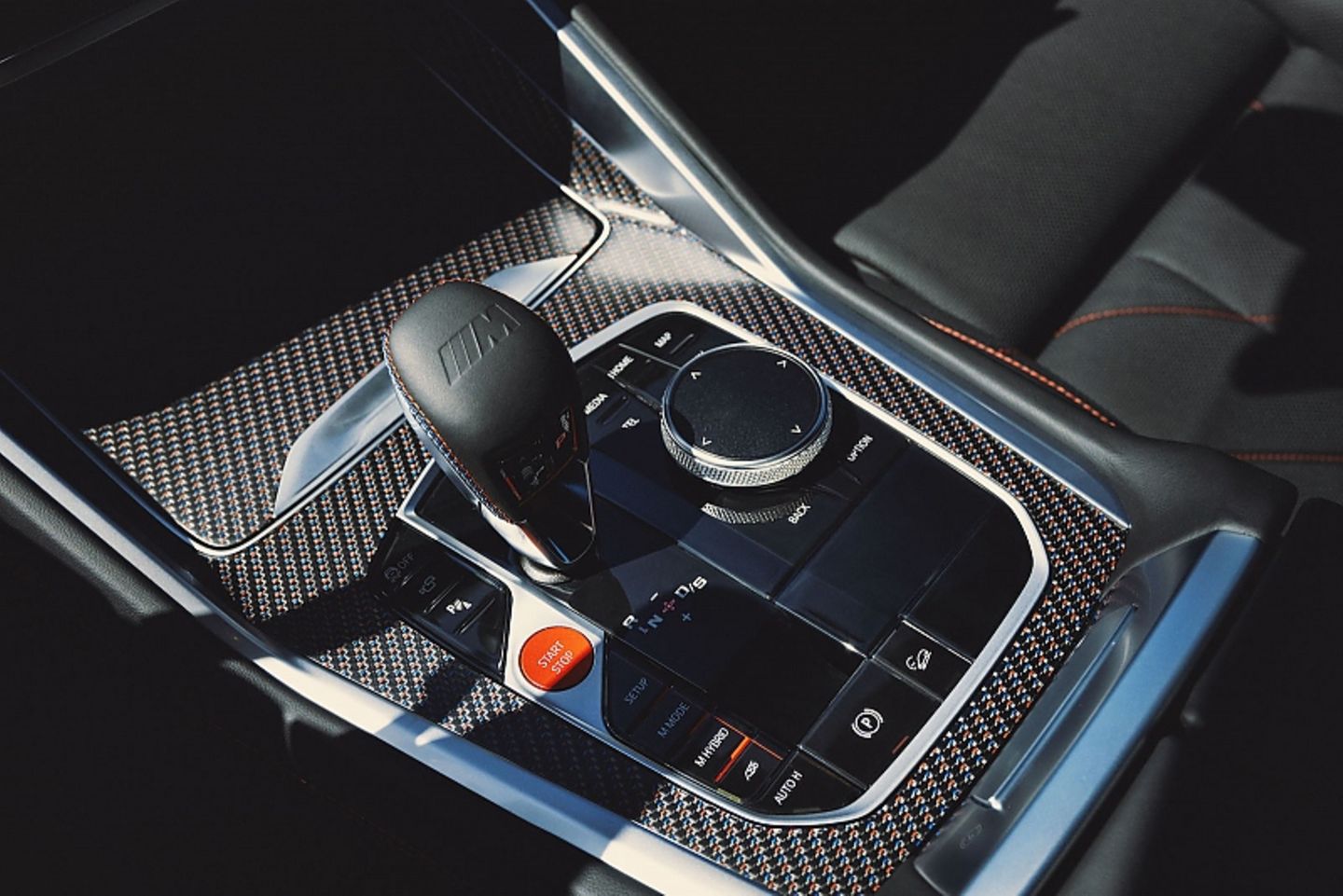 BMW XM Red Label 2024