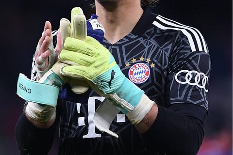 Yann Somer FC BAyern