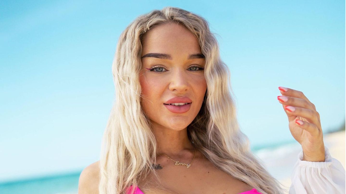 Emmy Russ Emmy Russ