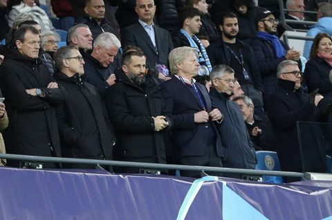 Sportdirektor Hasan Salihamidzic, Vorstandsvorsitzender Oliver Kahn und Bayern-Präsident Herbert Hainer (v.l.n.r.)