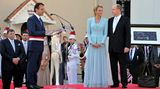 Der große Tag ist da! Aus Charlene Wittstock wird Charlène von Monaco. "Es ist eine Kollaboration von Karl Lagerfeld und mir. Wir wollten etwas, das zu meiner Augenfarbe passt. Es ist meine Kreation und ich bin stolz darauf. Es ist feminin und traditionell, besitzt aber einen kleinen Twist, der meinen persönlichen Stil widerspiegelt", sagte Charlène dem "Vogue"-Magazin über ihren Look für die standesamtliche Hochzeit. Die feierten sie und Fürst Albert am 1. Juli 2011 im Stadtpalast. 