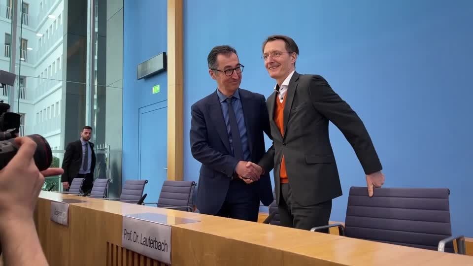 Video: Regierung will Cannabis teil- und schrittweise legalisieren