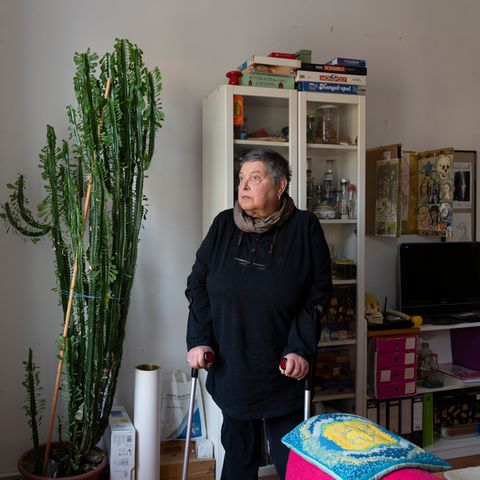 Inflation: Anita Pettera in ihrer Wohnung in Berlin 
