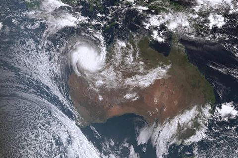 Ein vom Bureau of Meteorology bereitgestelltes Satellitenbild zeigt den tropischen Wirbelsturm Ilsa