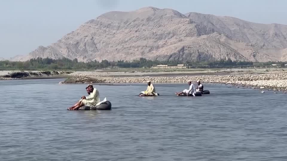 Video: Der gefährliche Arbeitsweg afghanischer Lehrer