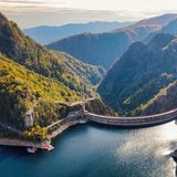 Rumänien beherbergt knapp 100 Campingplätze – und das zu durchaus bezahlbaren Preisen. Camper können das Land, das vor allem wegen der beeindruckenden Natur zwischen Transsilvanien und den Karpaten eine Reise wert ist, also von vielen Ecken aus erkunden.   Durchschnittlicher Preis pro Nacht: 15,63 Euro