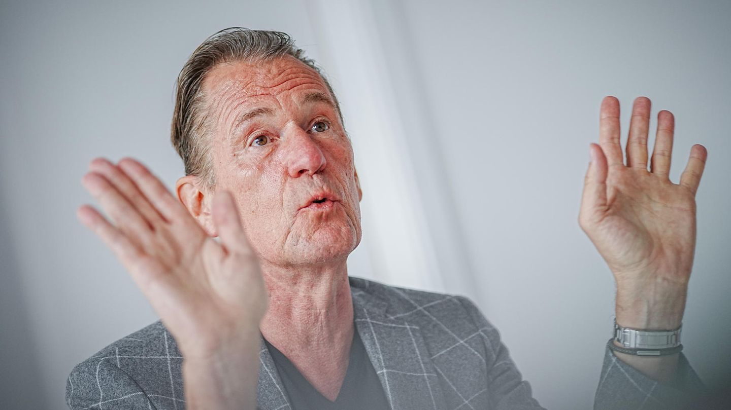 Springer-Chef Mathias Döpfner bei einem Interview
