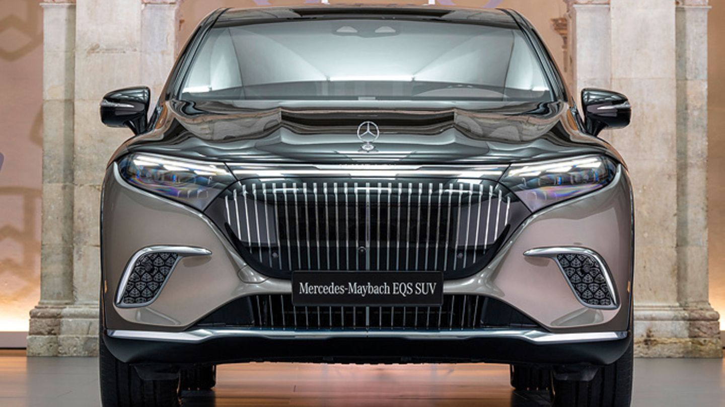 Mercedes-Maybach EQS 680 SUV