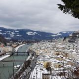 Blick auf die österreichische Stadt Salzburg