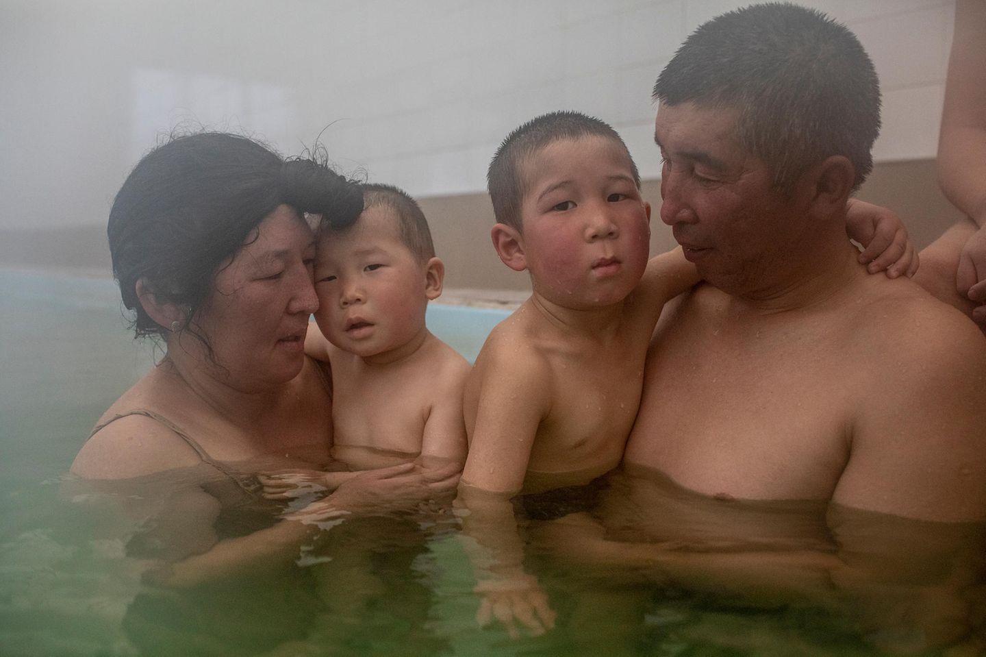 Das beste Langzeitprojekt von Anush Babajanyan "Angeschlagene Wasser" Langzeitprojekt über die Auswirkungen der Wasserwirtschaft und der Klimakrise von Anush Babajanyan