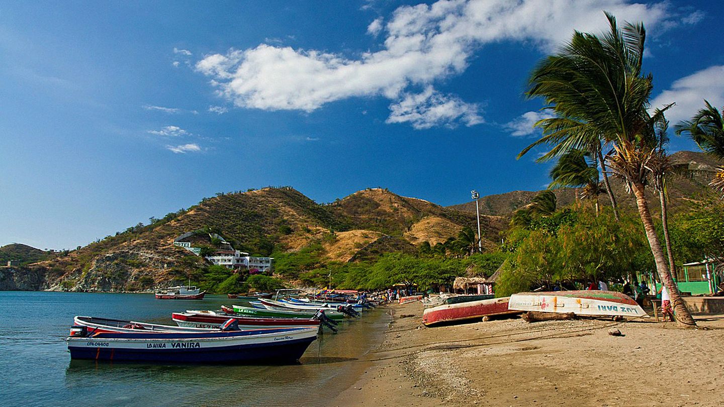 Platz vier: Santa Marta, Kolumbien Boote am Strand von Santa Marta