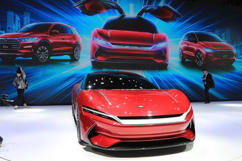 Ein Auto der chinesischen Firma BYD bei der Automesse in Shanghai