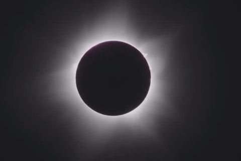 Von ringförmig bis total: Seltene "hybride" Sonnenfinsternis über Australien zu sehen