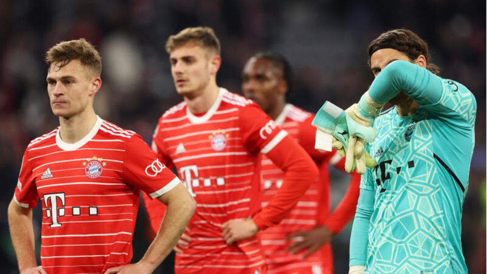 Lange Gesichter: Das 1:1 gegen Manchester City am Donnerstagabend reichte den Münchnern nicht für den Verbleib in der Königsklasse
