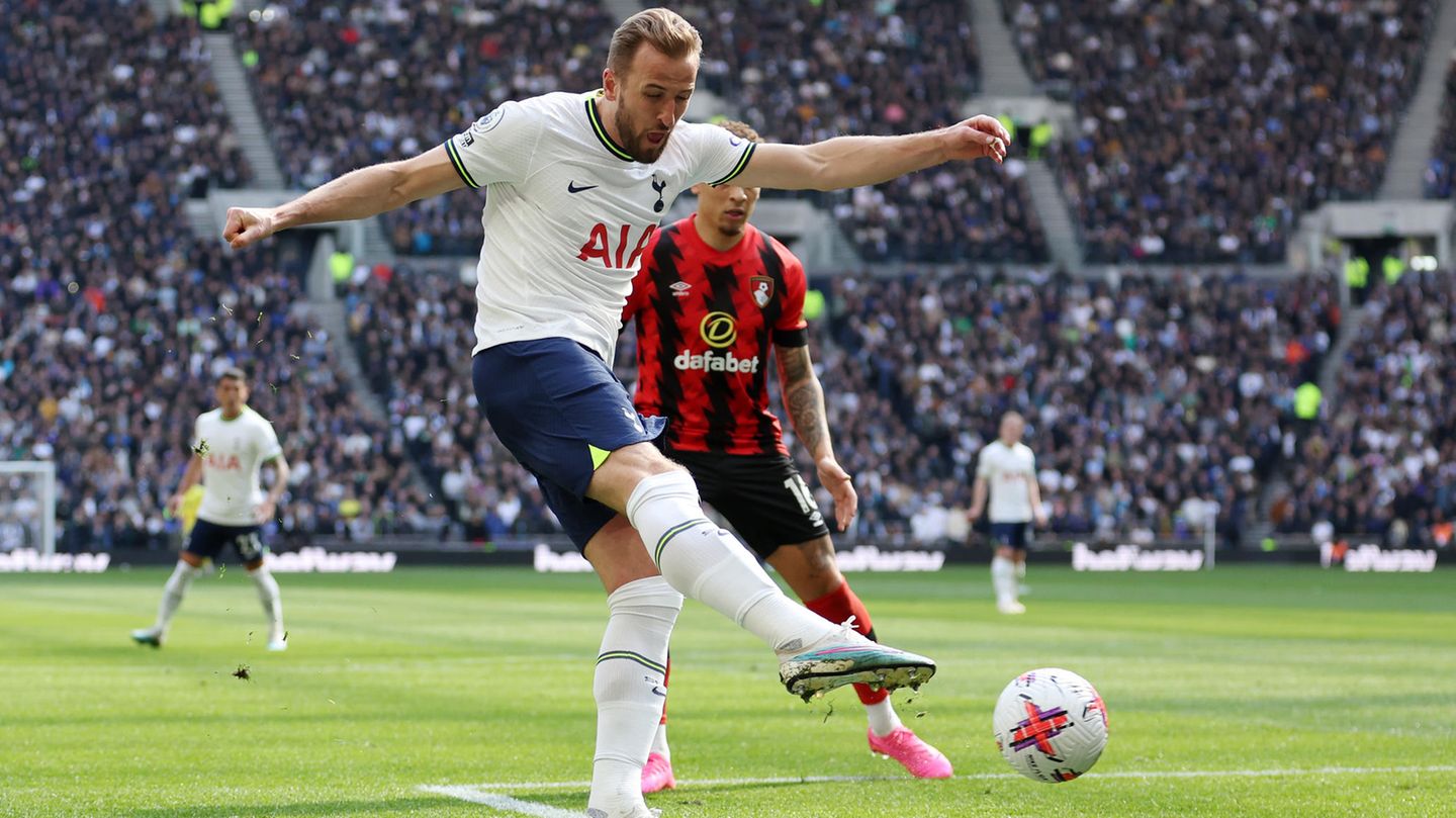 Harry Kane  Der englische Angreifer von den Tottenham Hotspurs steht schon seit längerem auf der Kandidatenliste von Bayerns Sportvorstand Hasan Salihamidzic. Der 29-Jährige ist seit Jahren zuverlässig einer der besten Torjäger der Welt und deswegen ziemlich teuer. Allerdings sollte er schon einmal kommen, doch der Transfer kam nicht zustande.