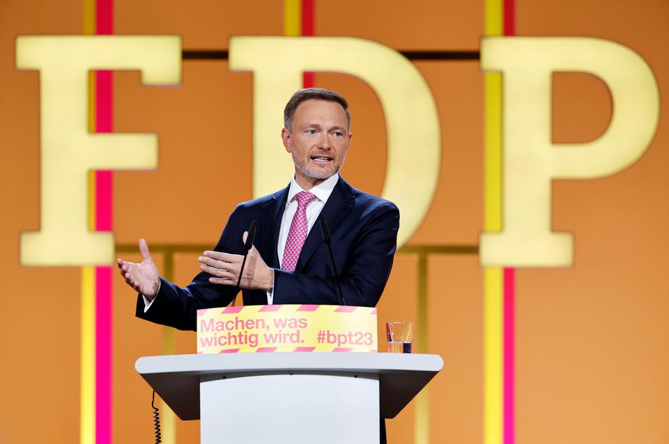 Lindner spricht beim Parteitag Lindner hält auf dem 74. ord. Parteitag der FDP eine Rede