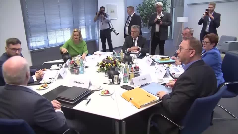 Video: Tarifverhandlungen im öffentlichen Dienst gehen in nächste Runde