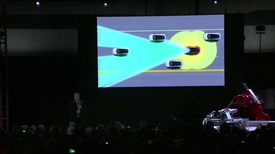 Video: US-Jury sieht nach Unfall keinen Fehler bei Teslas Autopiloten