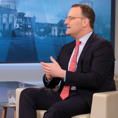 Anne Will und Jens Spahn