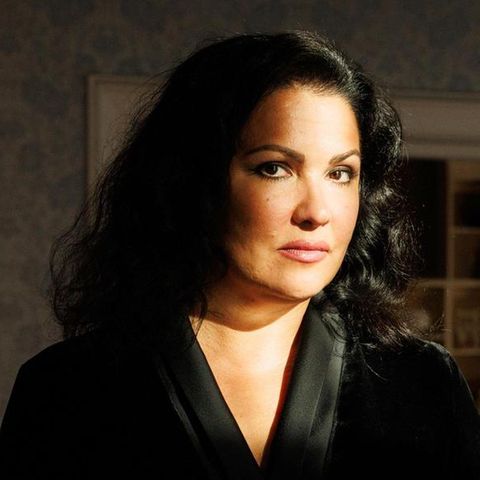 Anna Netrebko in ihrer Wohnung