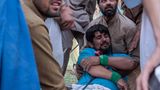 Opfer seiner Kampfbereitschaft: Ein Spieler des Teams von Gilgit-Baltistan wurde bei einem Sturz verletzt