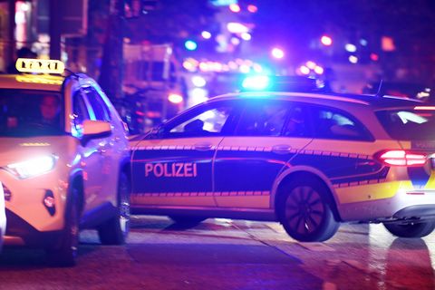 Nächtlicher Polizeieinsatz auf der Reeperbahn in Hamburg (Symbolbild)