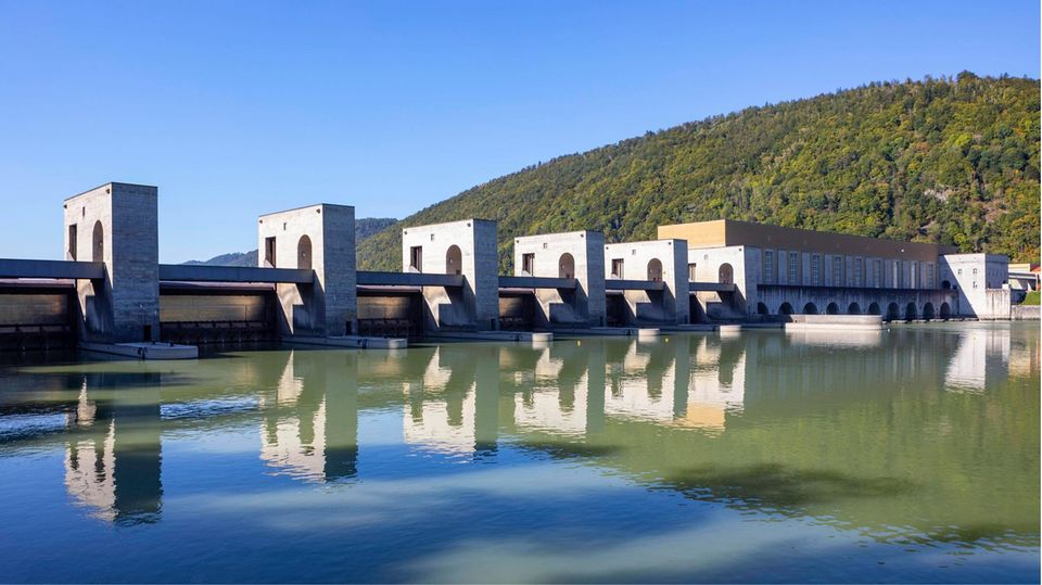 Stauwehr Donaukraftwerk Oberösterreich