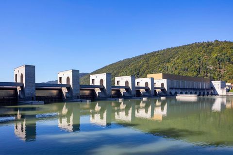 Stauwehr Donaukraftwerk Oberösterreich