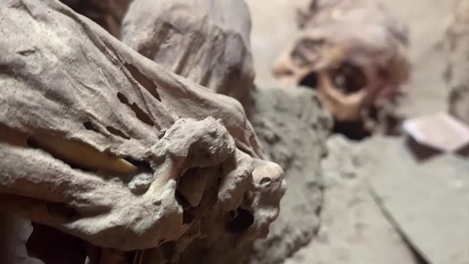 Ausgrabungsstätte in Peru: Getötet in Opferritual: Mehr als 1000 Jahre alte Mumie entdeckt
