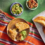 Frittierte Kartoffel-Chili-Quesadillas