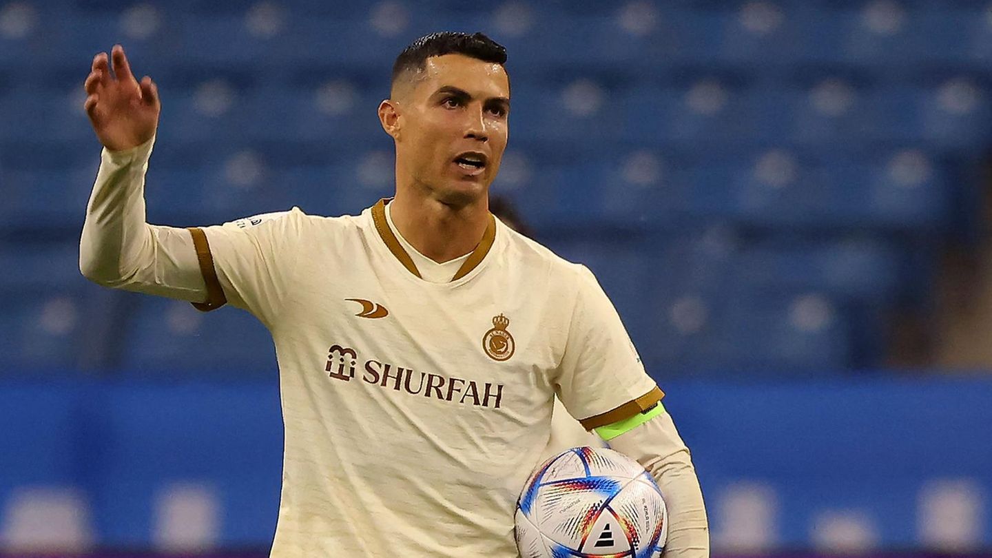Cristiano Ronaldo muss sich von saudischen Fans "Messi"-Rufe gefallen lassen