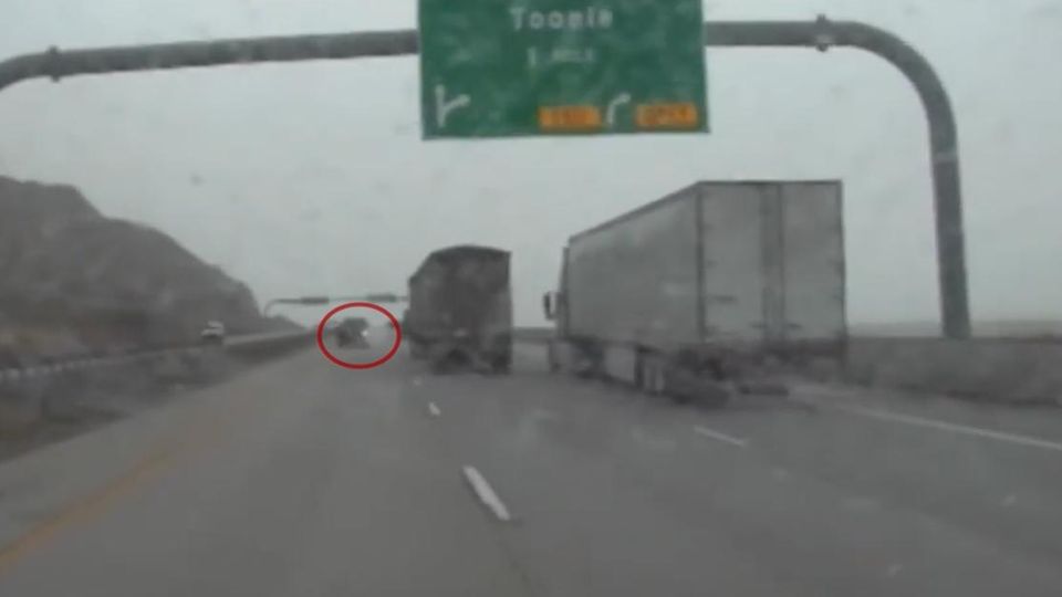 Frontalcrash Polizist stoppt Geisterfahrer mit Frontal-Crash