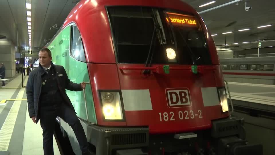 Video: Starke Nachfrage nach Deutschland-Ticket
