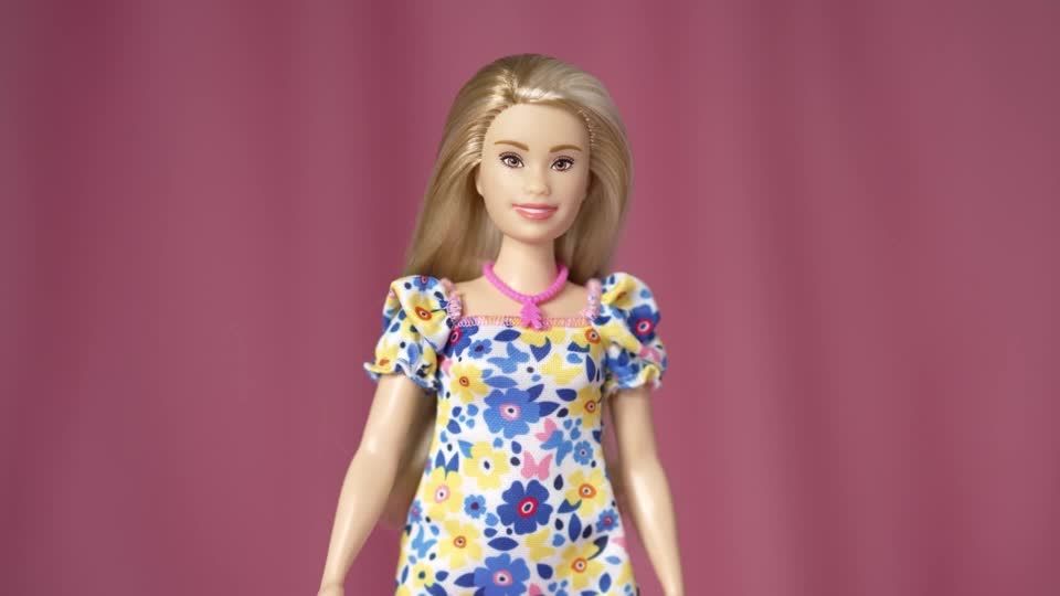 Video: Die erste "Barbie" mit Down-Syndrom