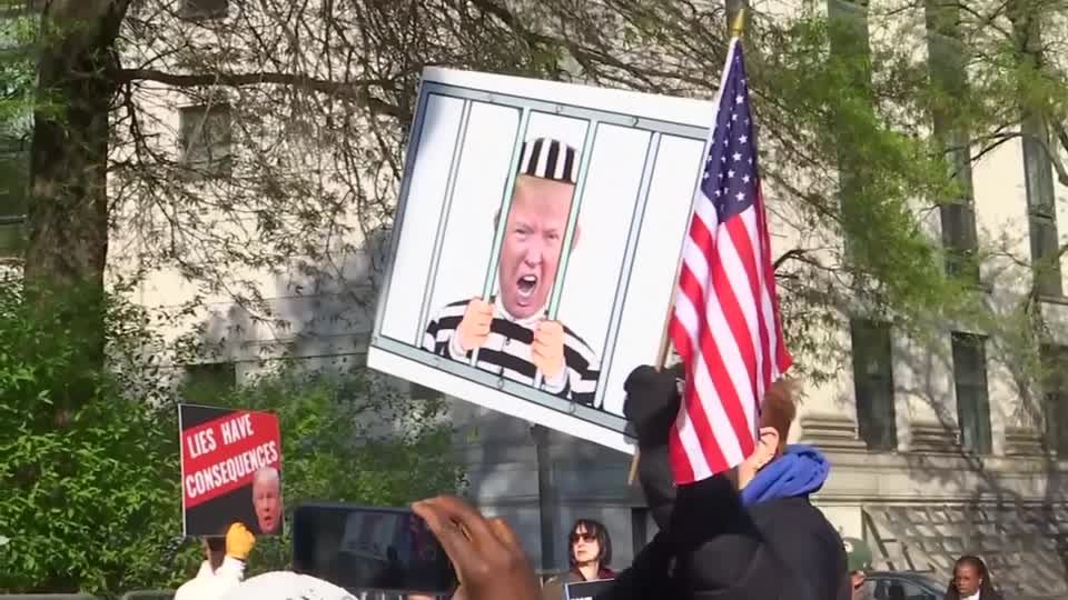 Video: Donald Trump: Zivilprozess wegen Vergewaltigungsvorwurf