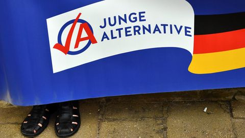 Die AfD-Jugendorganisation "Junge Alternative" wird als gesichert rechtsextremistische Bestrebungen eingeordnet
