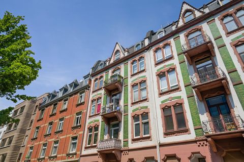 Eine Häuserfassade im Frankfurter Westend – Klage wegen Mietminderung