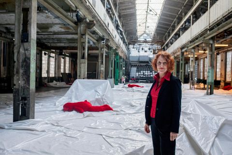 Portrait Ulrike Guérot in der Naxoshalle