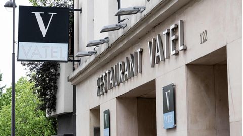Die Fassade der geschlossenen Hotelschule Vatel in Paris