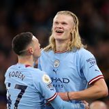 Der ebenfalls eingewechselte Phil Foden bereitete Haalands Treffer vor und gratulierte