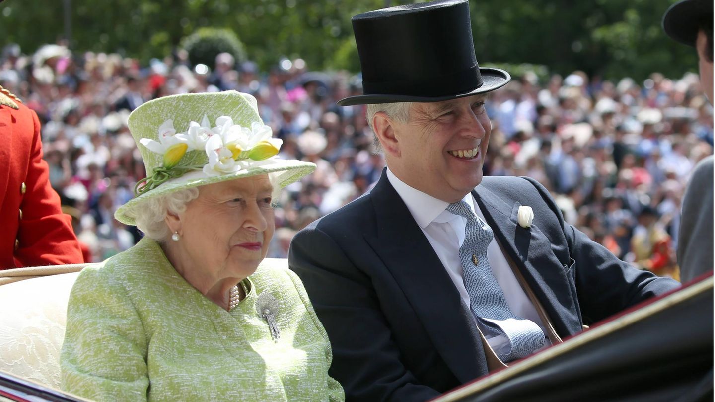 Queen Elizabeth II. und Prinz Andrew