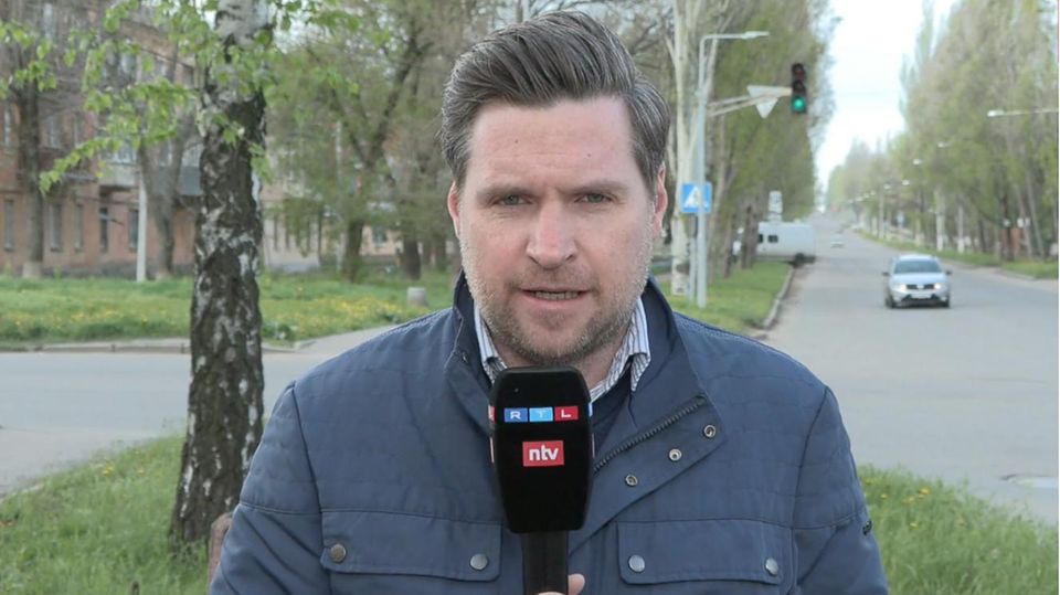 "Waren ohne Begleitung des Militärs unterwegs" – Ukraine-Reporter über angeschossenen Journalisten