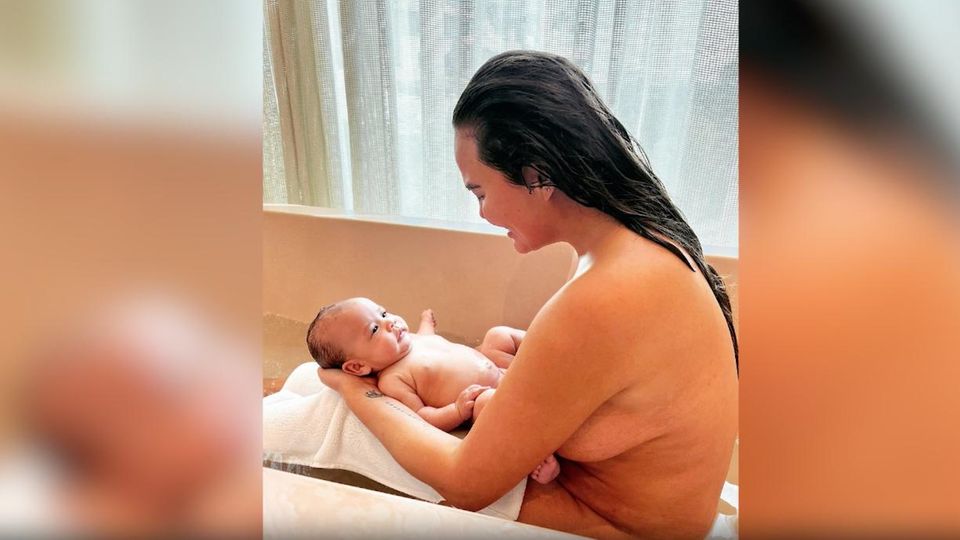 Die ehrlichen „After-Baby-Bodys“ der Stars