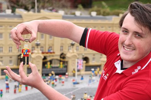 Die Krönung von König Charles III. wird im Legoland Windsor dargestellt.