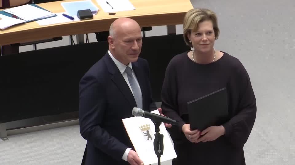 Video: Zitterpartie für Wegner - Bürgermeister im dritten Wahlgang